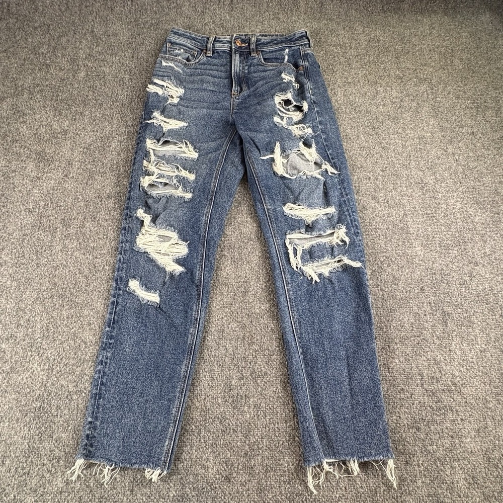 American Eagle Mom Jeans Women's 6 Blue Destroyed Ripped Baggy Grunge Raw Hem